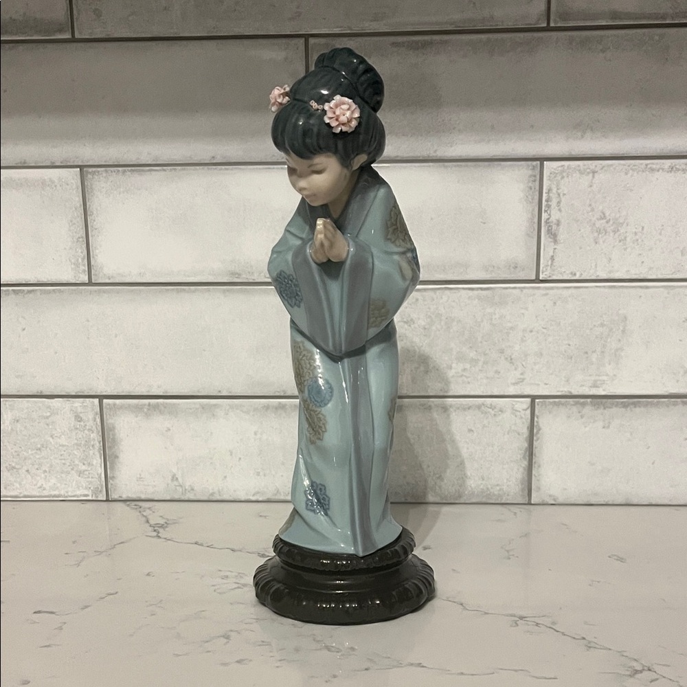 Lladro Blue and Pink Geisha Sculpture